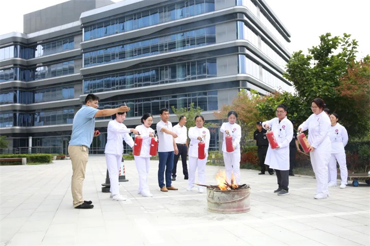 66d80813a6b7b.jpg 66d80813a6b7b.jpg