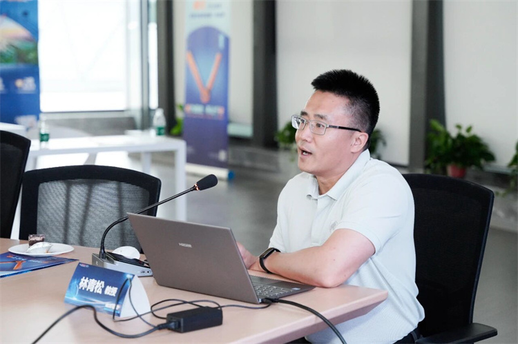 68d213d77f2cb.jpg 68d213d77f2cb.jpg